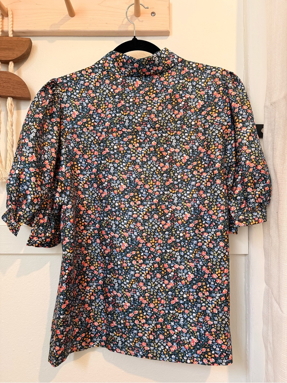Liberty Phoebe and Jo short puff sleeve 100% silk shirt - Picture 3 of 8